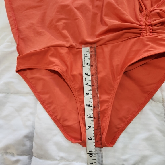 UPF50 +SIDE-TAB ORANGE CINCHED DRAWSTRING SKIRT - SHAPE SIZE LARGE - Picture 3 of 8